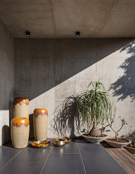 5 Concrete Designs to Implement in Your Office