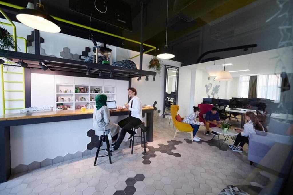 Hybrid Office Setups Trending In 2022 | StudioDNA Interior Designing ...